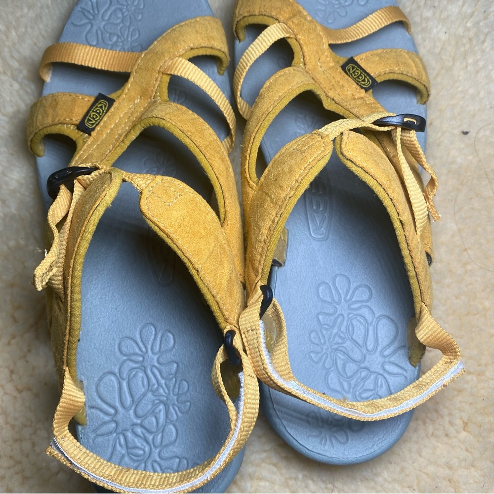 KEEN La Paz Women's Yellow Strappy Outdoor Hiking Trail Sandals Shoes size 10.5 - Picture 6 of 7